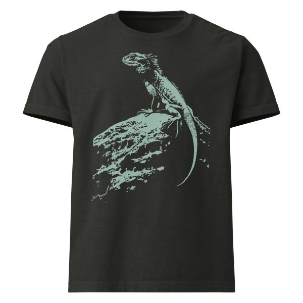 Lizard Stares Defiantly, Unisex Oversized Vintage Soft Tee